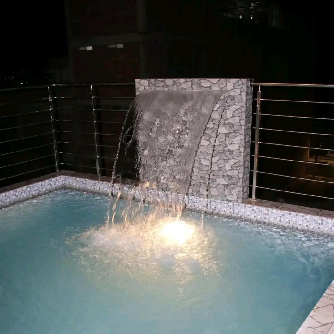 Hotel Americano Хаен Екстер'єр фото